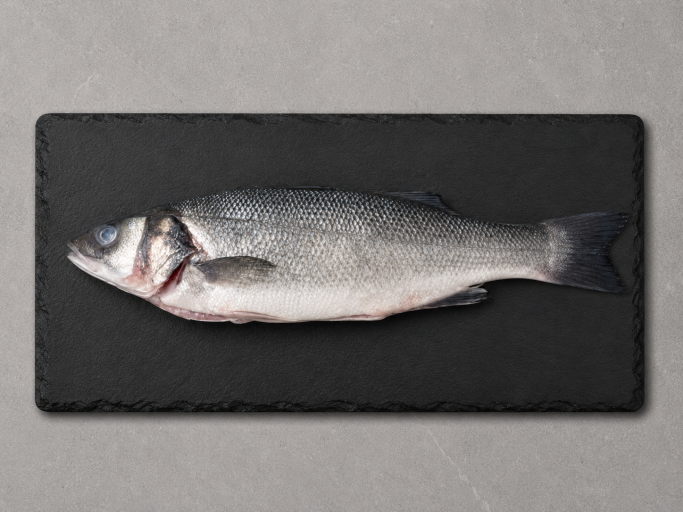 Ganzer frischer Wolfsbarsch · Ganzer Wolfsbarsch küchenfertig · Frischer Loup de Mer im Ganzen · Ganzer Wolfsbarsch zum Grillen · Ganzer Wolfsbarsch von Delishopper